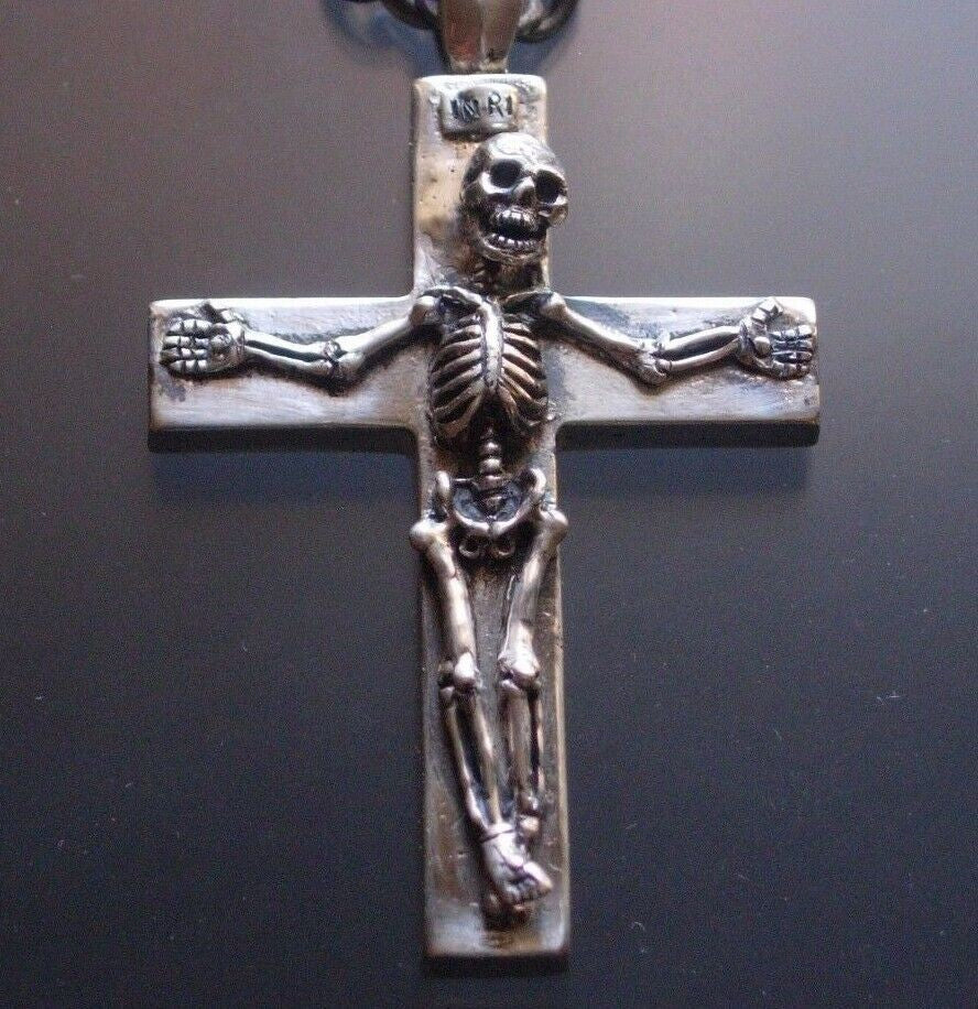 925 silver gothic skull crucifix pendant