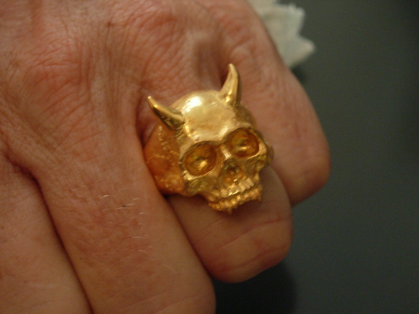 SPECIAL REQUEST DEVIL RING SKULL RING IN BRONZE.
