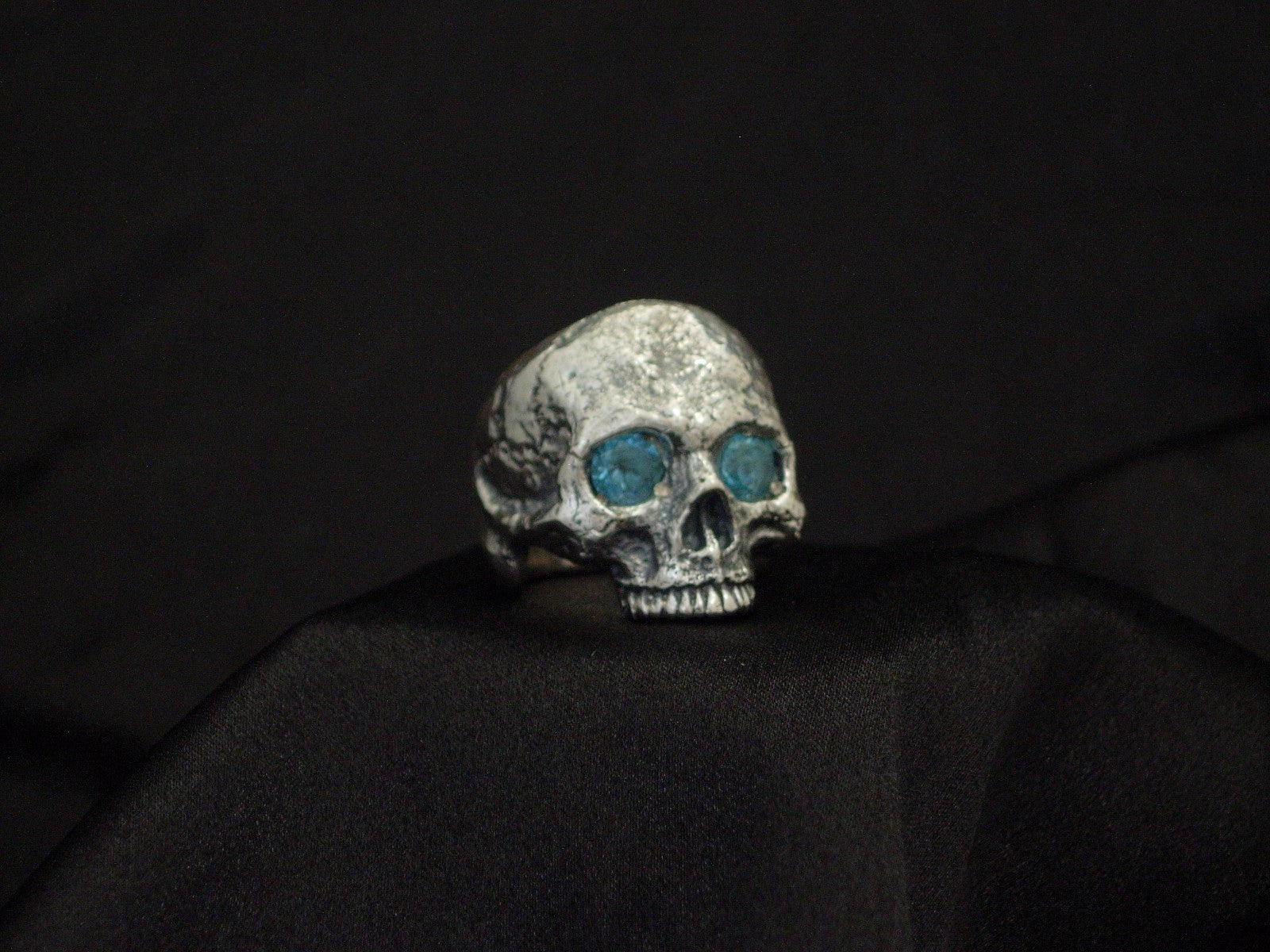 GLADIATOR EXTRA LARGE STERLING SKULL RING HANDMADE BIKER ROCKER  925 LTD
