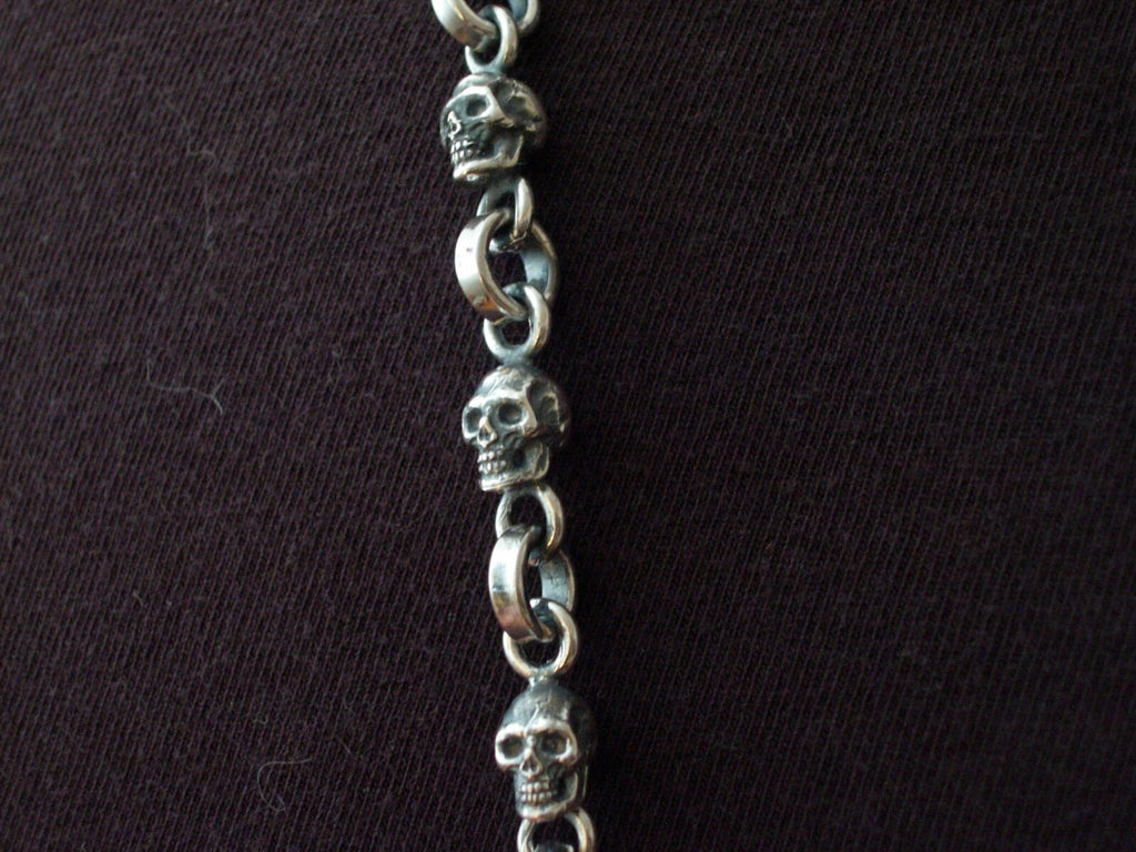 STERLING SILVER SKULL NECKLACE   HEAVY SILVER NECKLACE HANDMADE USA 925 .