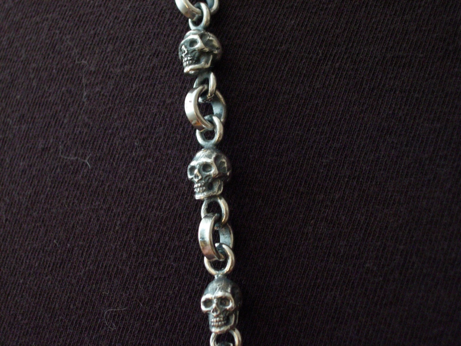 STERLING SILVER SKULL NECKLACE   HEAVY SILVER NECKLACE HANDMADE USA 925 .