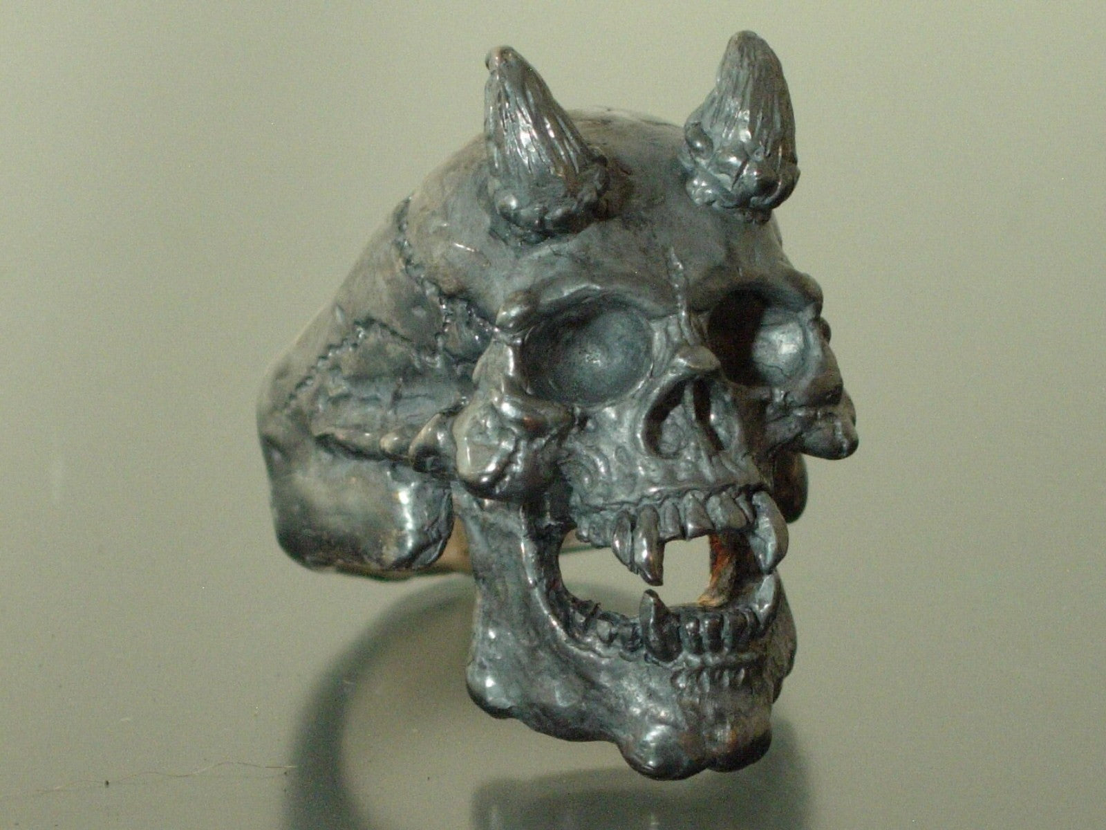 VAMPIRE RING SKULL RING 925.