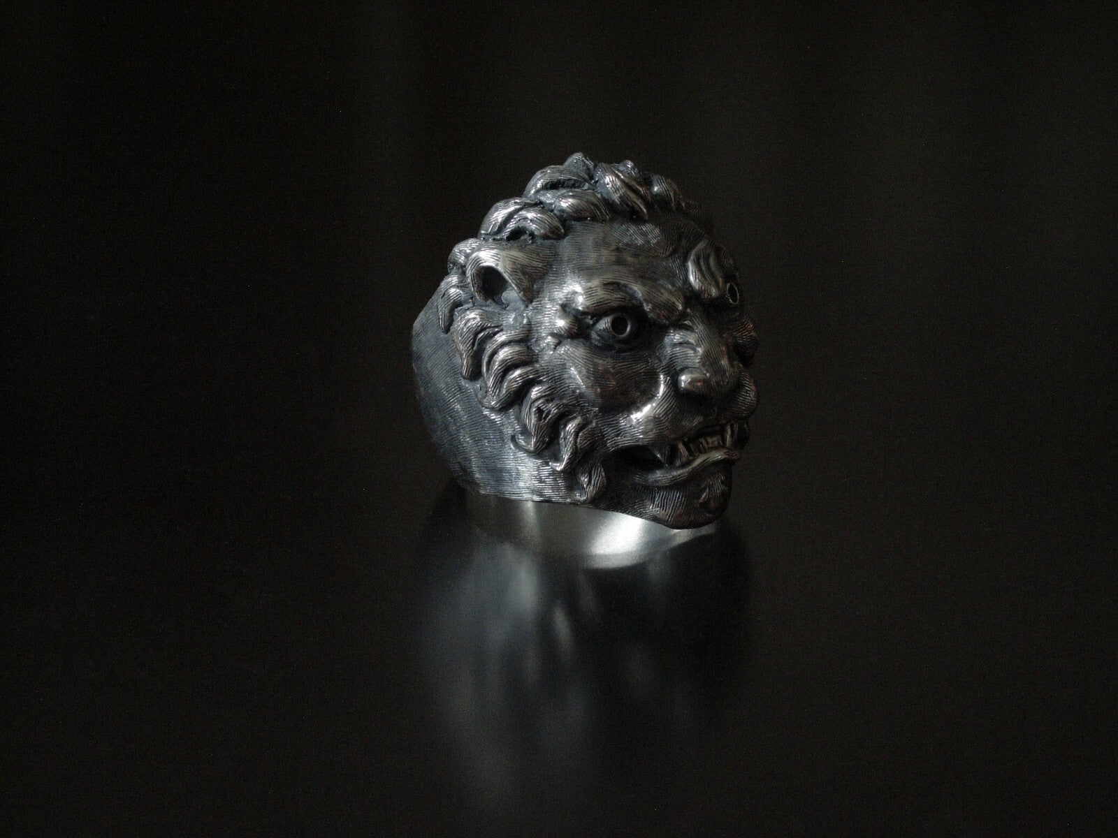 ENGRAVED LION RING SALE STERLING SILVER LION RING  CUSTOM LTD