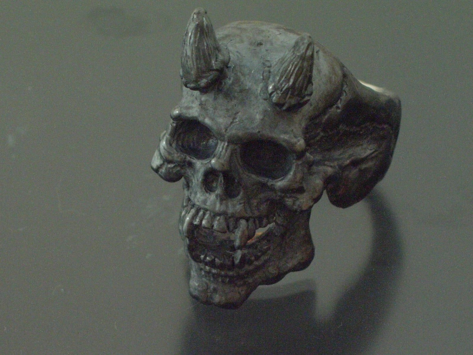 VAMPIRE RING SKULL RING 925.