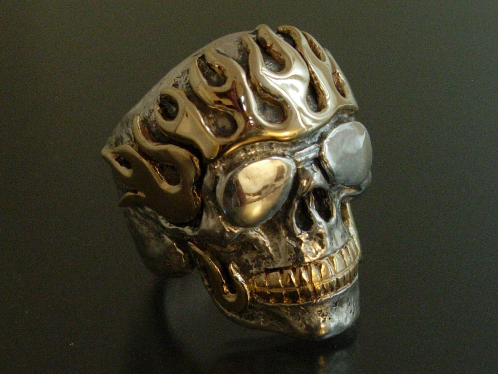 GIGANTIC SKULL WITH GOLD FLAMES HANDMADE 925  14K