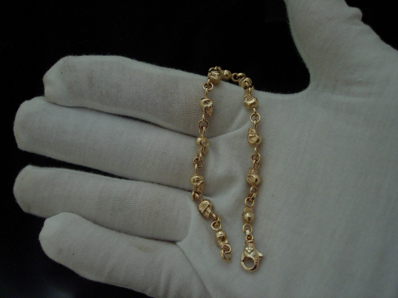 10k GOLD SKULL BRACELET  SOLID 10K GOLD 7.5 INCH